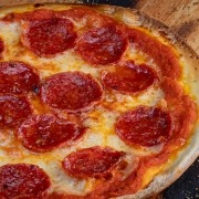 Pizza de Pepperoni - Restaurante Atrium